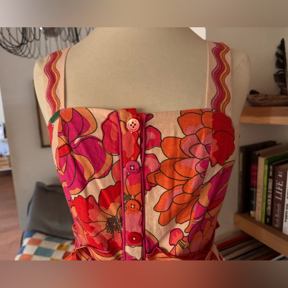 Vibrant floral House of Harlow 1960 shorts romper NWT - Picture 3 of 10